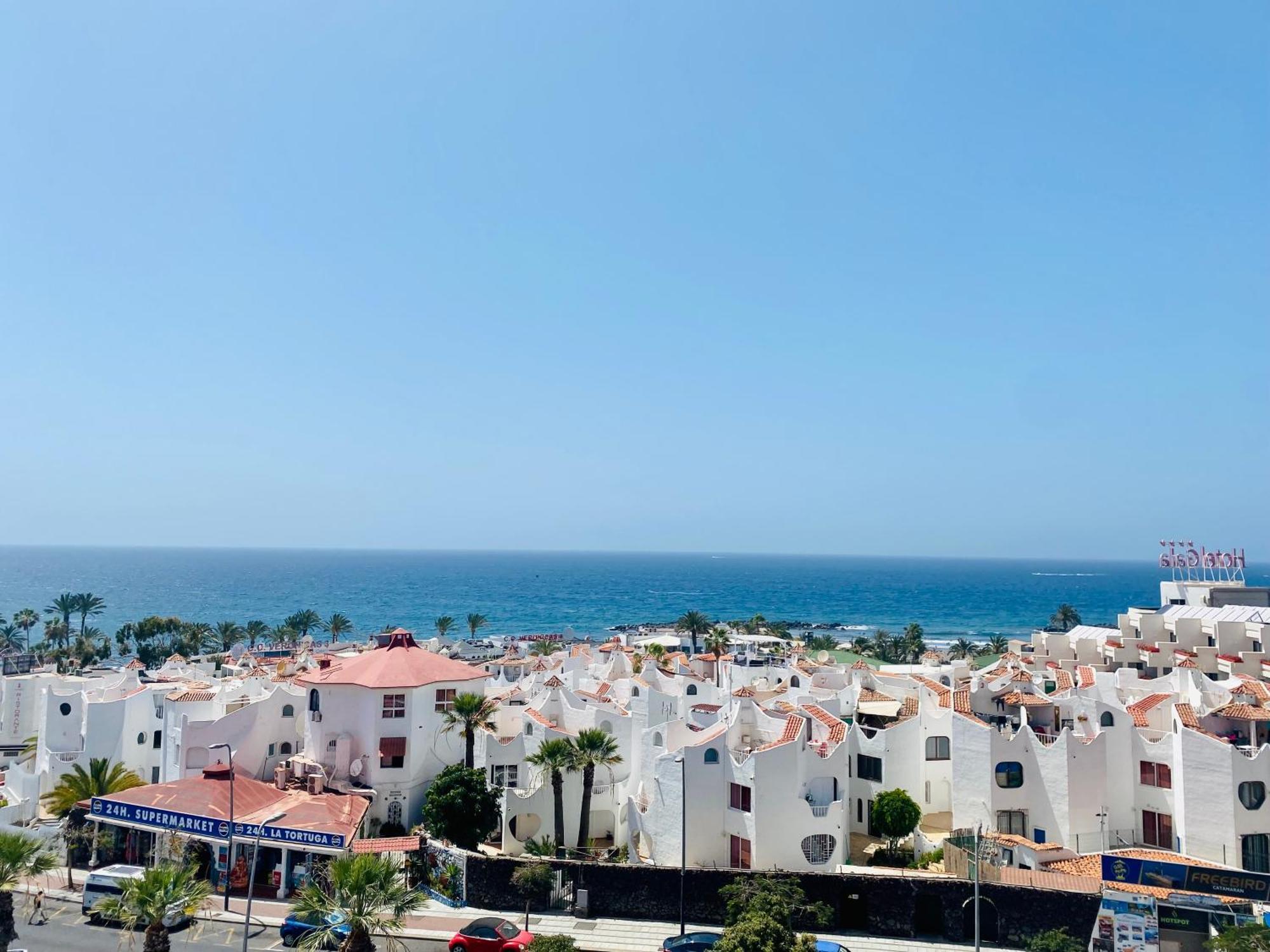 Апартаменты Wonderful Sea View Yomeli *